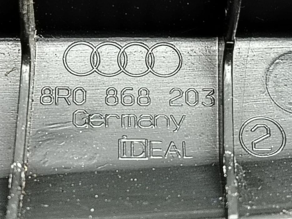 Ornament 8r0868203 Audi Q5 8R [facelift] [2012 - 2017]