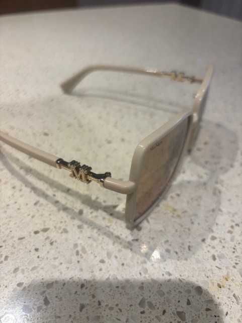 Нови слънчеви очила Max Mara