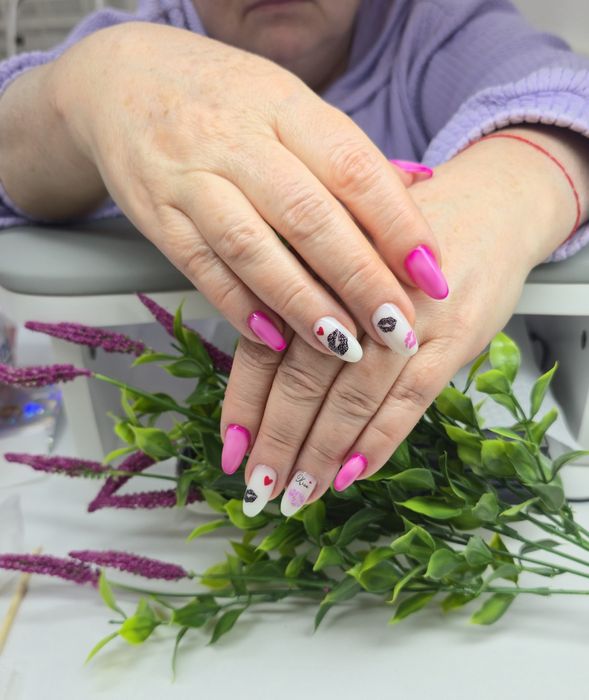 Маникюр с укреплением ауэзовский район