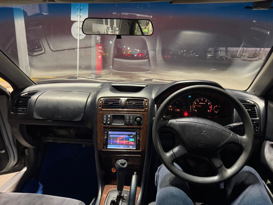 Продам mitsubishi galant 1999