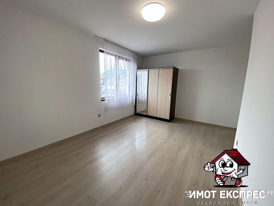 Дава се под наем Тристаен апартамент в Асеновград - 90 кв.м за 348.84 € - Снимка #11