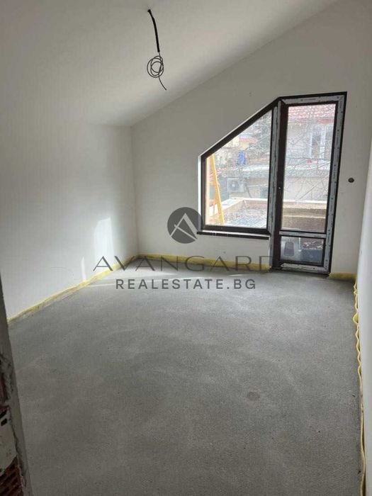 оф.22342 Двуетажна Къща Марково