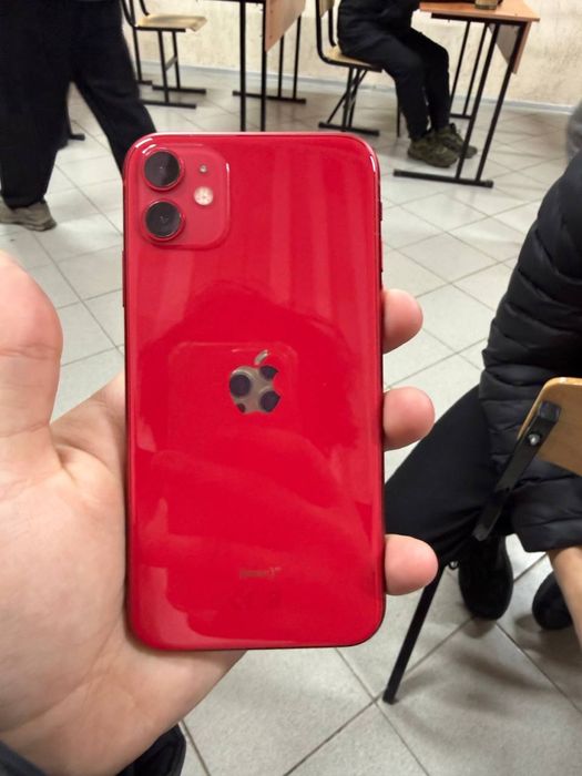 Продам Iphone 11 Red product