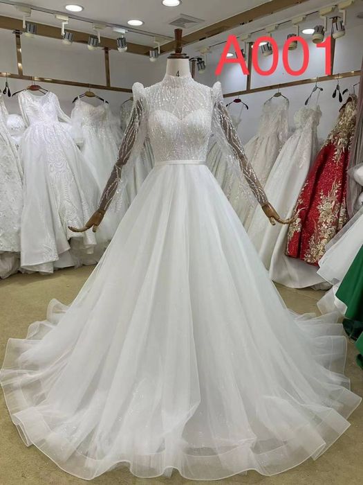 Продам свадебные платья