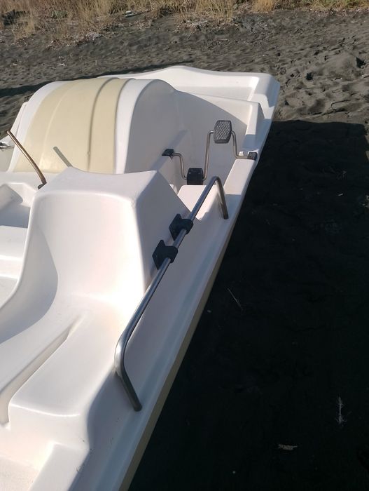 Продавам водно колело