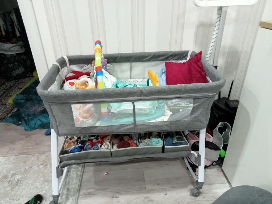 Продам детскую кроватку