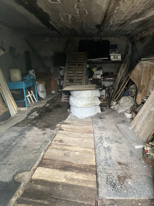 Продам капитальный гараж.