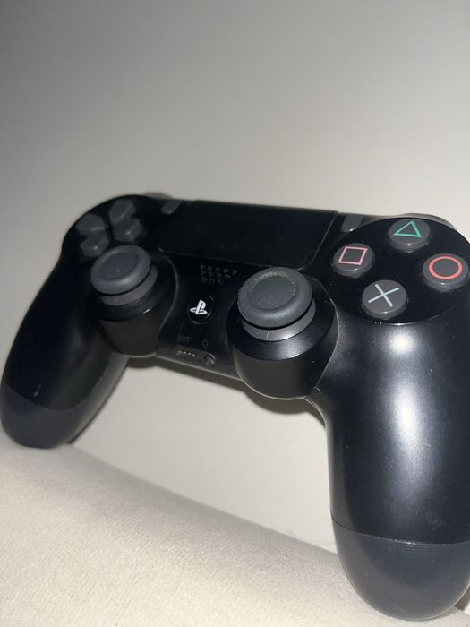 Игровой джостик от пс4 с гарантией