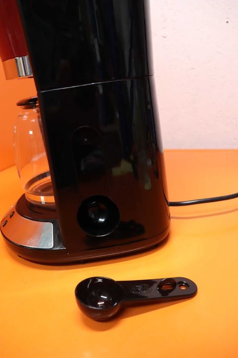 Кафемашина Russell Hobbs Digital Glass Victoria 1.25 L, технология за приготвяне на кафе WhirlTech, цифрово управление с програмируем таймер, 1100W
