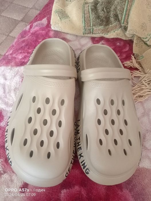 Продам тапочки мужские