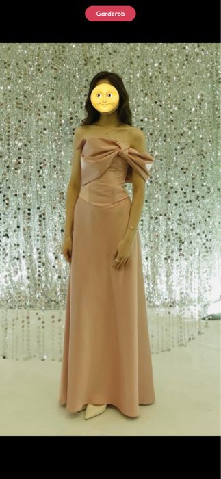 Розовое платье-двойка