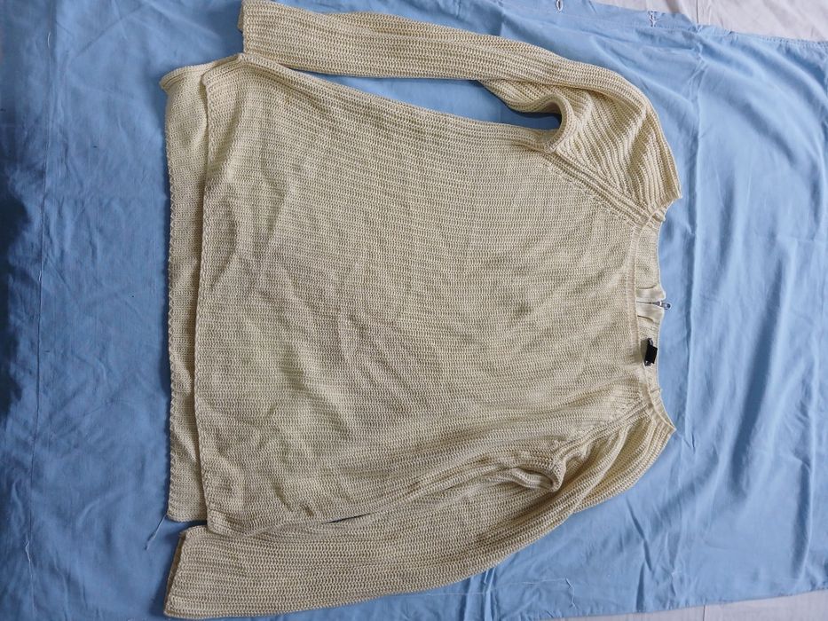 Vând lot 12 pulovăr mărimea M