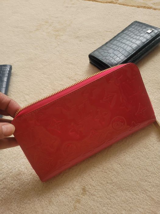 Продам кошелёки кожанные брендовые