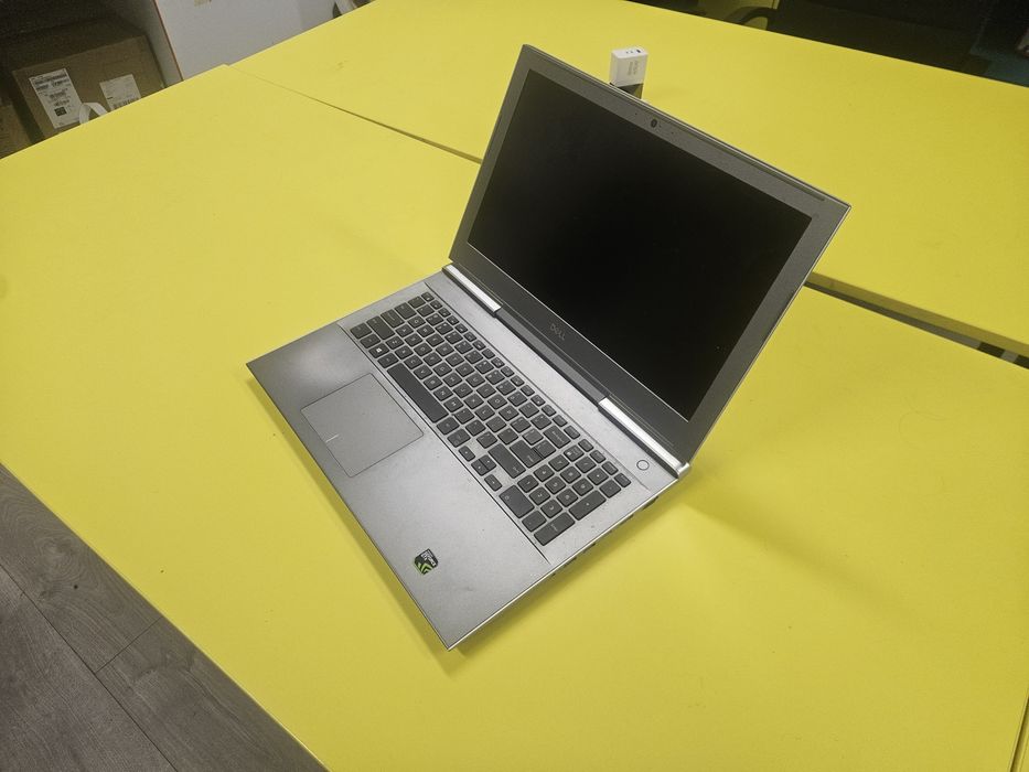 Laptop DELL / intel i7 / gtx 1060 / 16gb ram / 1tb+256gb stocare