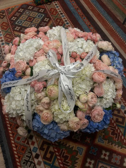 букет с корзиной