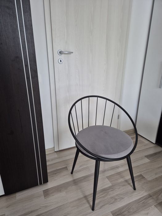 Set 4 scaune dining, cadru metalic