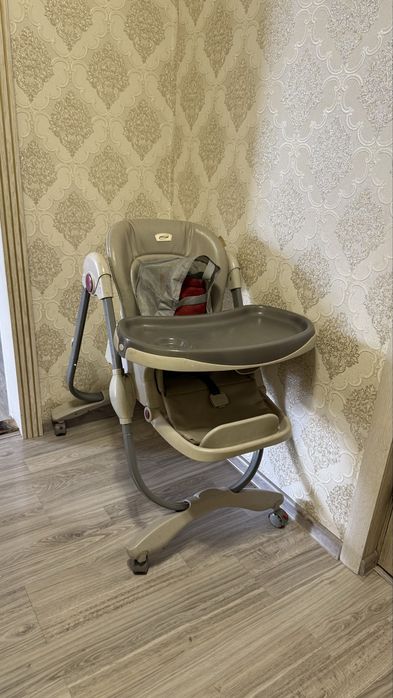 Стульчик для кормление