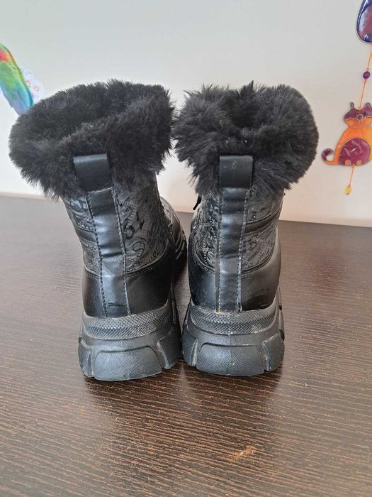 Топли зимни боти, като нови