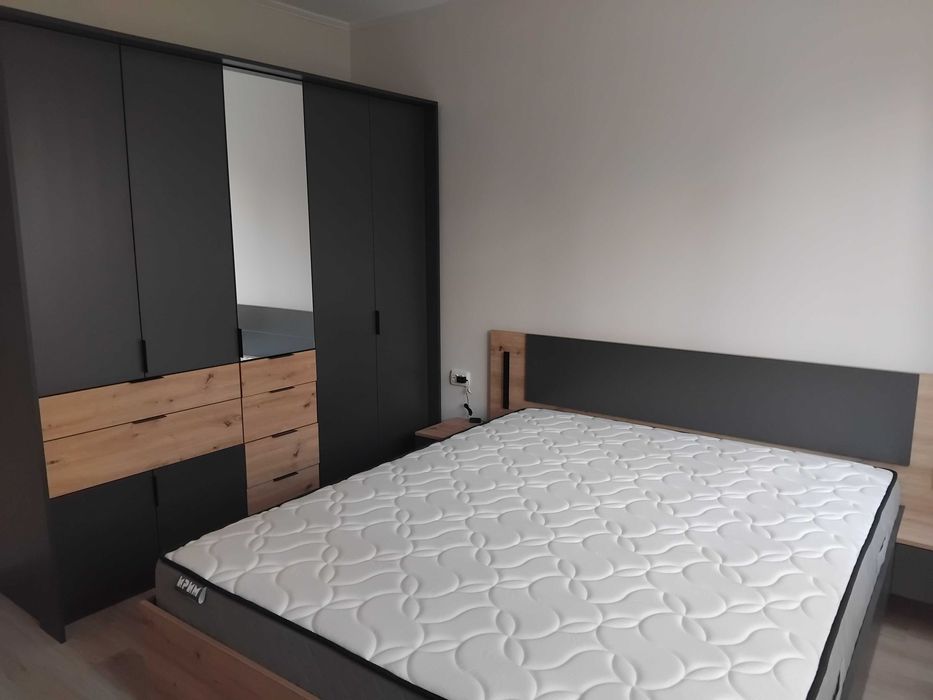 Продава се Двустаен апартамент в Русе, Възраждане - 62 кв.м за 2017 €/кв.м - Снимка #7