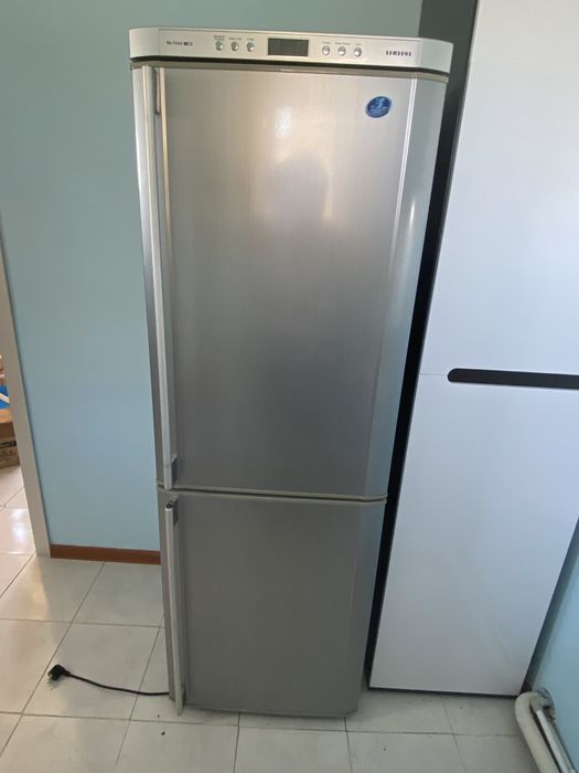 Холодильник Samsung 180 на 60