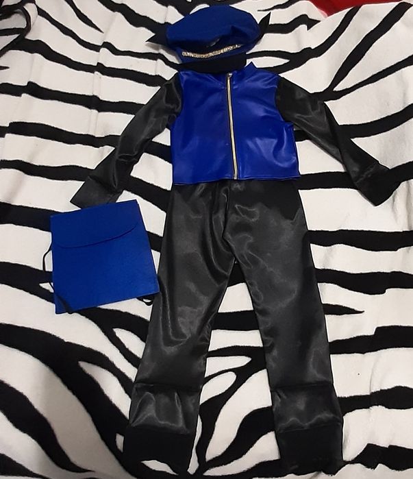 Продаётся новогодний костюм