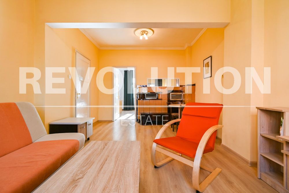 Дава се под наем Двустаен апартамент в София, Център - 78 кв.м за 500 € - Снимка #3