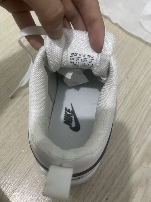 Кросовка найк айр форс белые