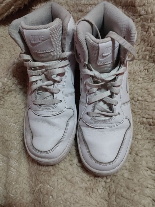 Nike високи бели