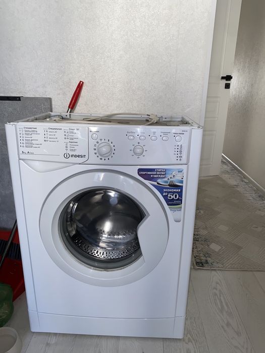Стиральная машина Indesit на 5кг