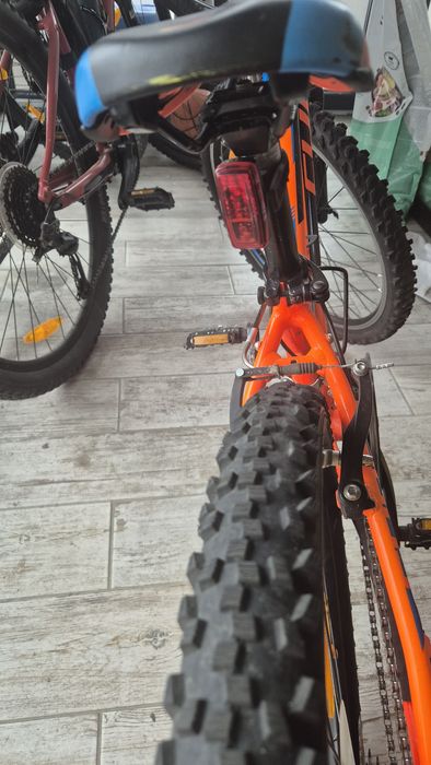 Bicicleta Cube Race Series 24