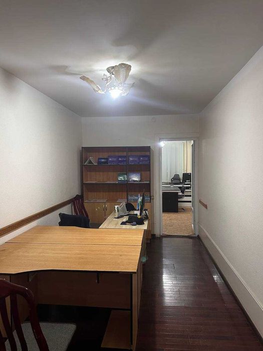 тезда 2 хонали офис биноси сотилади