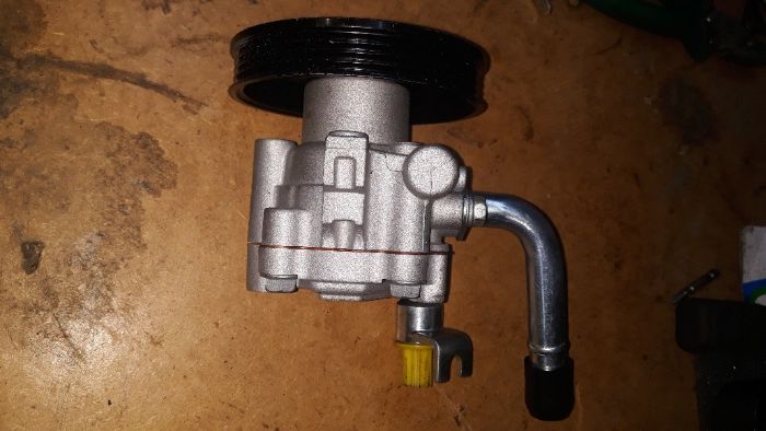 Насос гидроусилителя, /NISSAN/, новый.