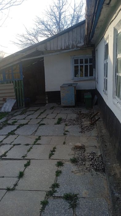 Продам дом на первом. Уй сатылады...