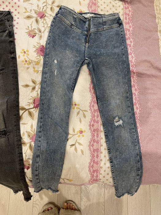 Продам джинсы