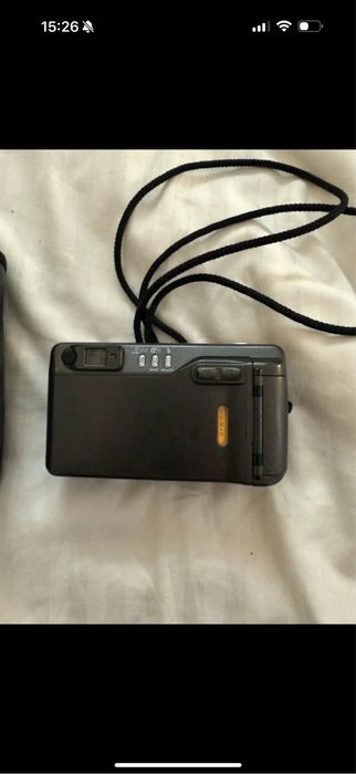 Aparat pe film Yashica T4 zoom