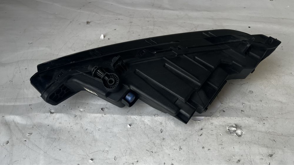 Ляв халоген Skoda Superb 3