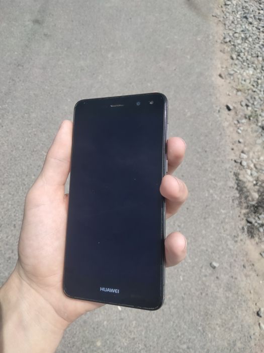 Рабочий Huawei L22