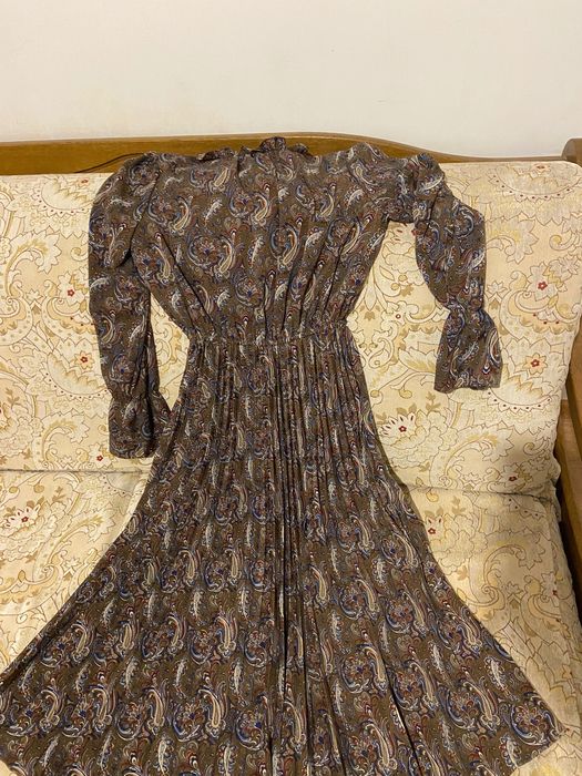 Платья вечерние новые