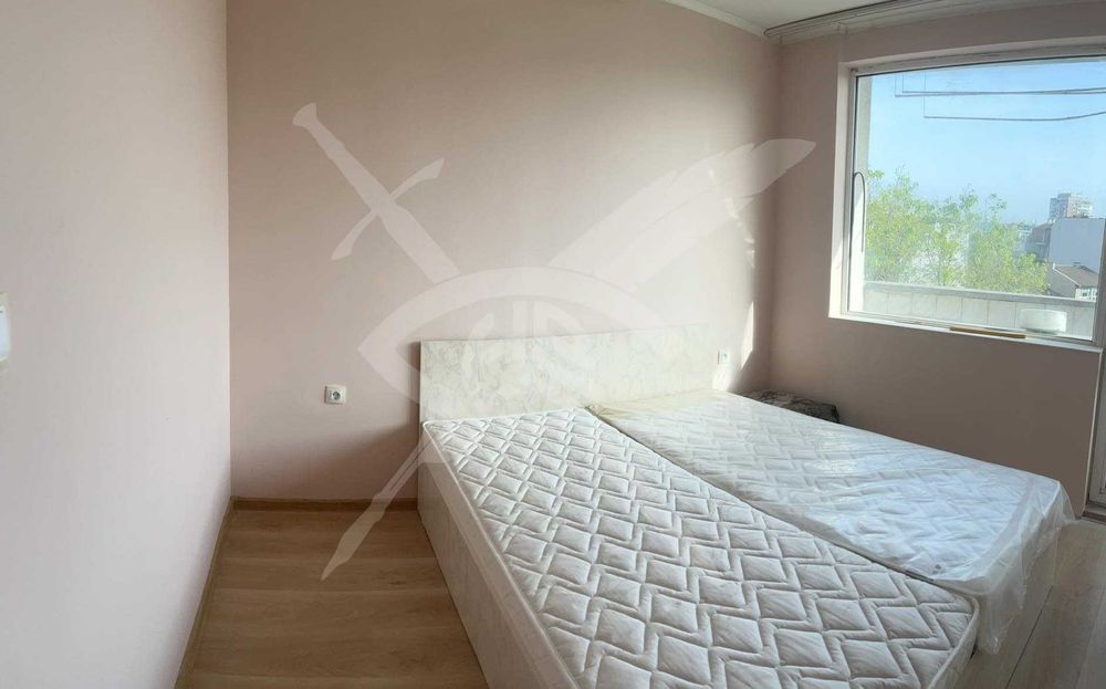 Дава се под наем Мезонет в Варна, Колхозен пазар - 110 кв.м за 625 € - Снимка #2