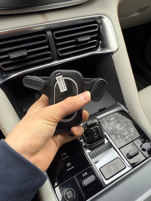 Avtomobil uchun telefon ushlagichi (EISDDO) – ventilyatsiyaga o‘rnatil