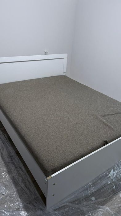 Кровать двуспальная