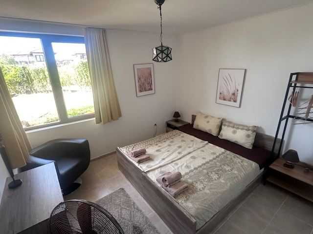 Просторен тристаен апартамент в к-с „Bay View Villas“