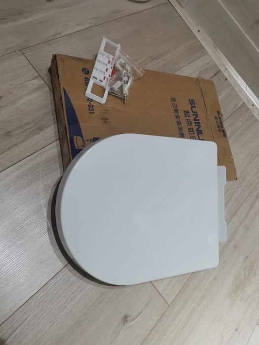 Крышка для унитаза,сиденье