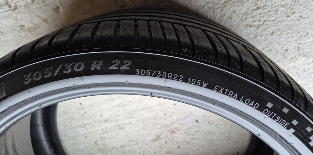 O bucată 305/30 R22 vară - una Michelin