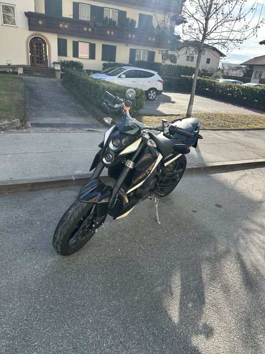 De vanzare KTM duke 690