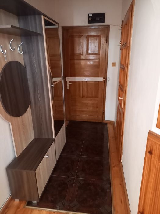 Дава се под наем Едностаен апартамент в Разград, Център - 40 кв.м за 214.2 € - Снимка #2