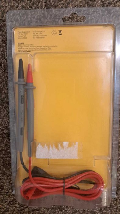 Fluke 115 True RMS Multimeter нов