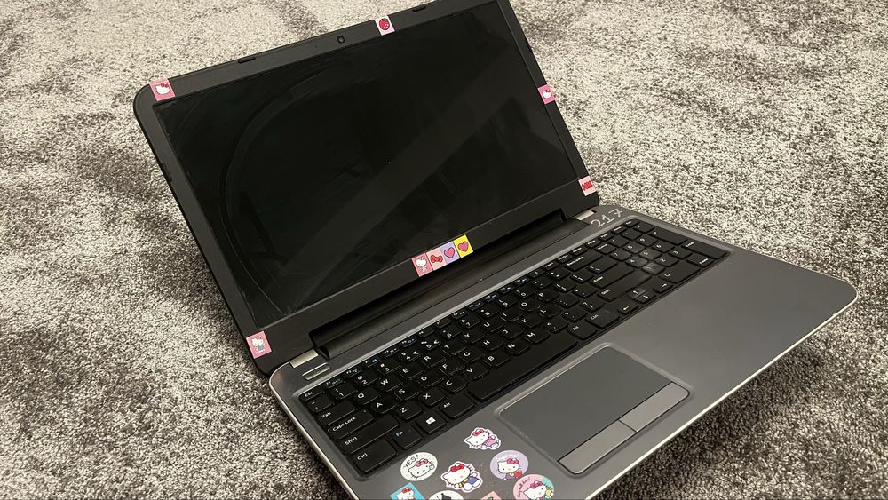 2 Laptouri,Detalii Privat