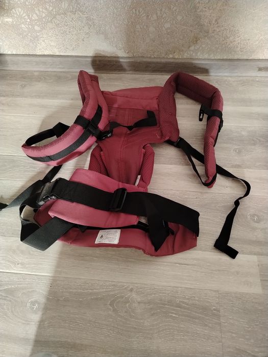 Продам кенгуру в хорошем состоянии