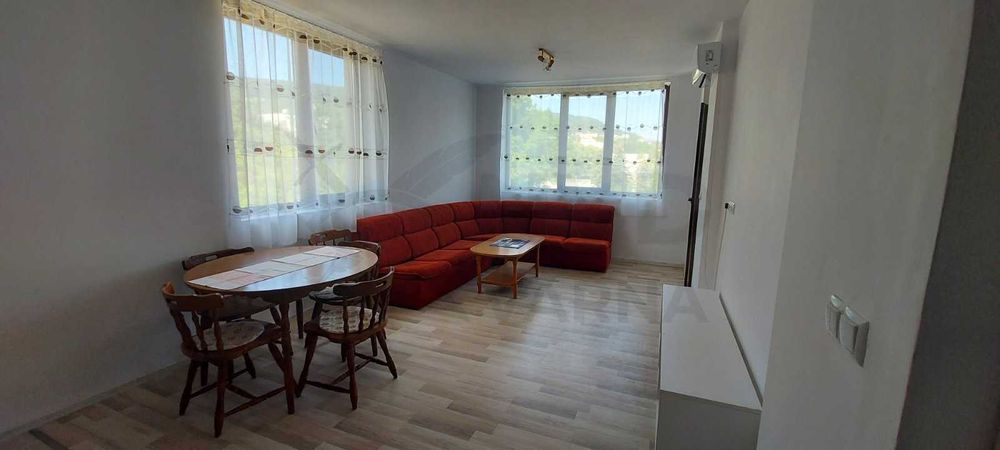 Дава се под наем Двустаен апартамент в Варна, Левски - 65 кв.м за 398.82 € - Снимка #1